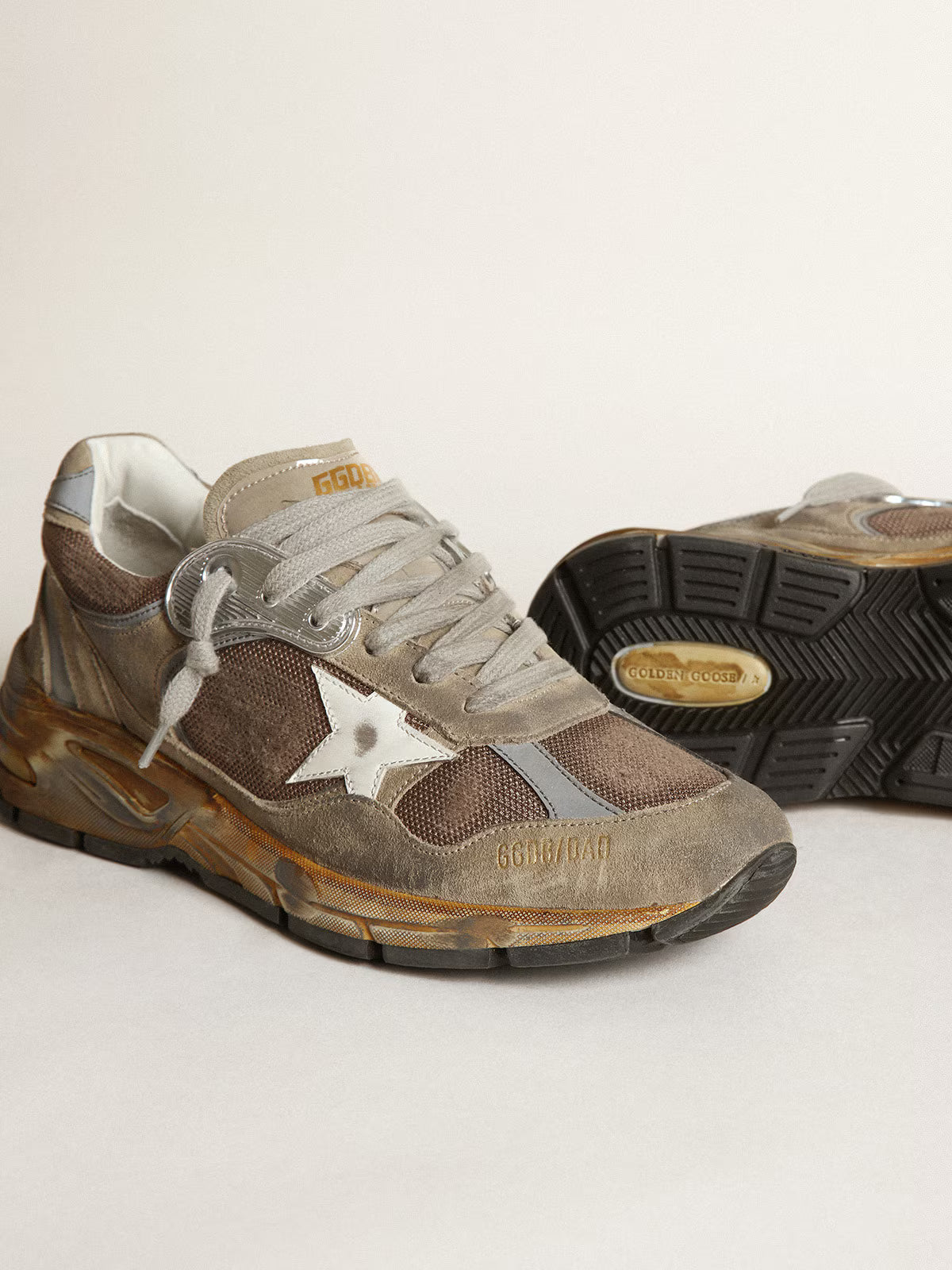 Dad-Star en résille et daim gris tourterelle