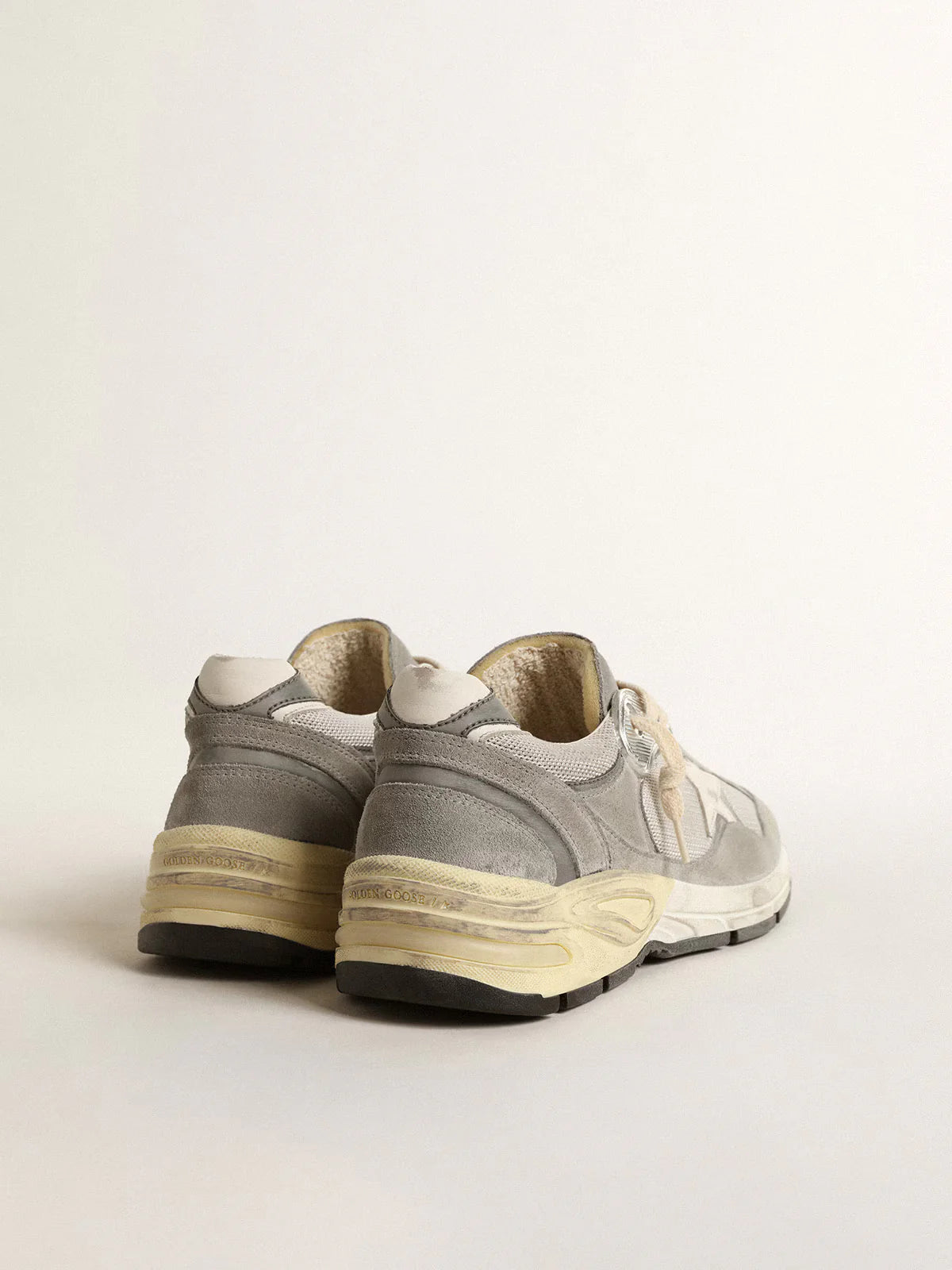 Dad-Star en daim et résille argentée avec étoile et contrefort en cuir blanc